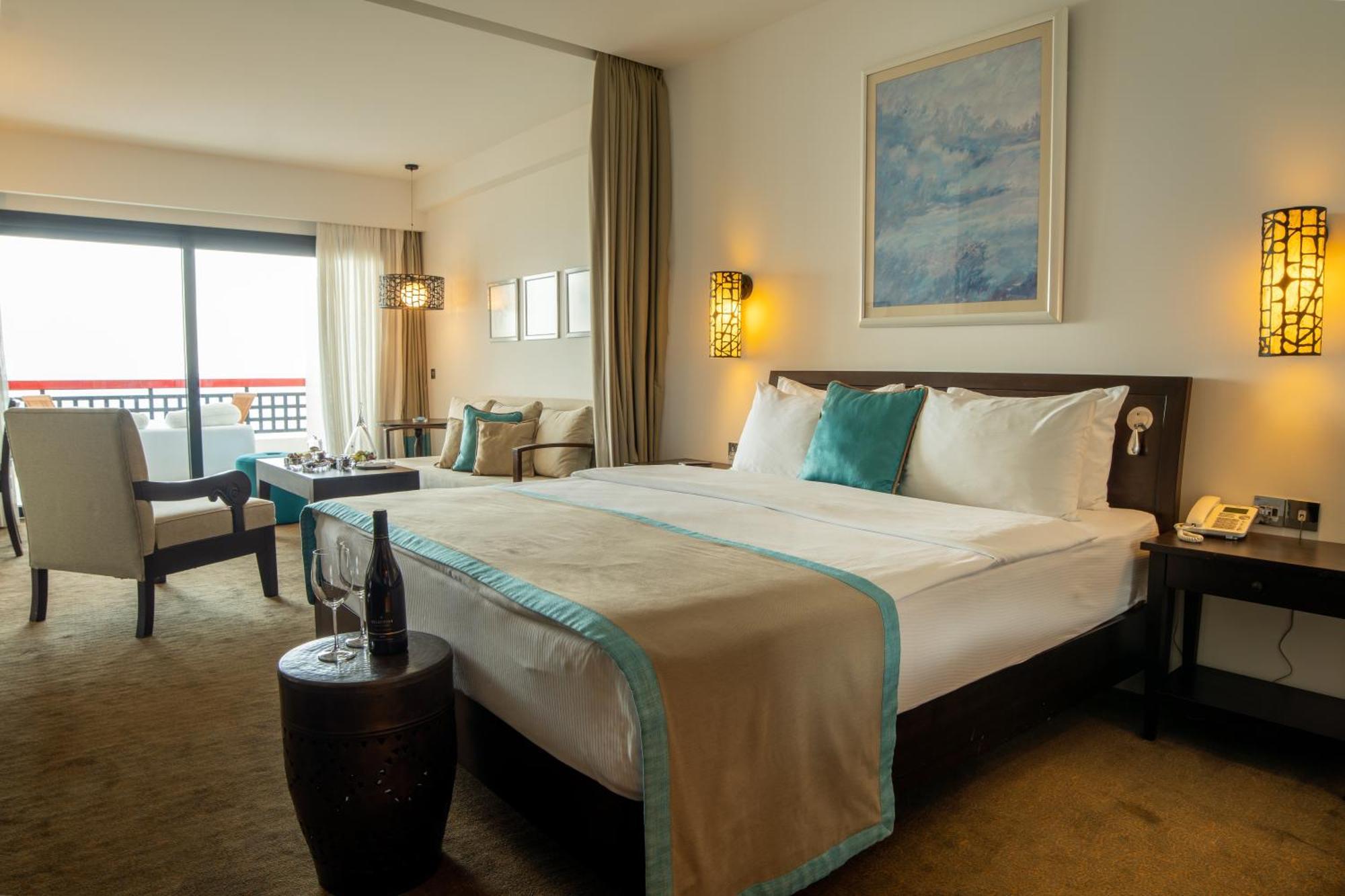 Arkin Palm Beach Hotel Famagusta  Exterior foto